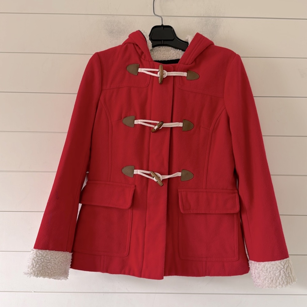 Vintage Duffle 6-8 (more 4-6) Wool Blend, wooden toggles faux fur lining…